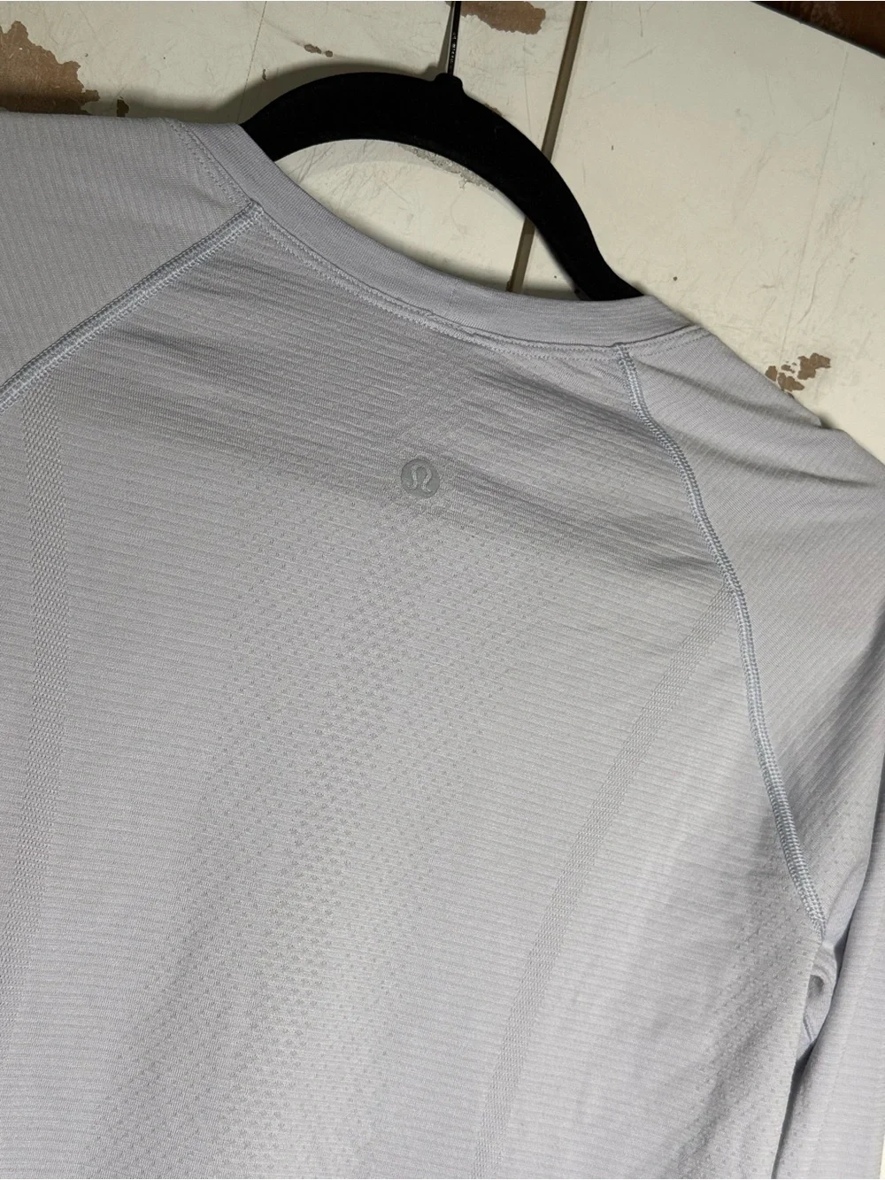 Lululemon Swiftly Tech Long Sleeve Tee Silverescent 2.0 Size 8 Light Blue